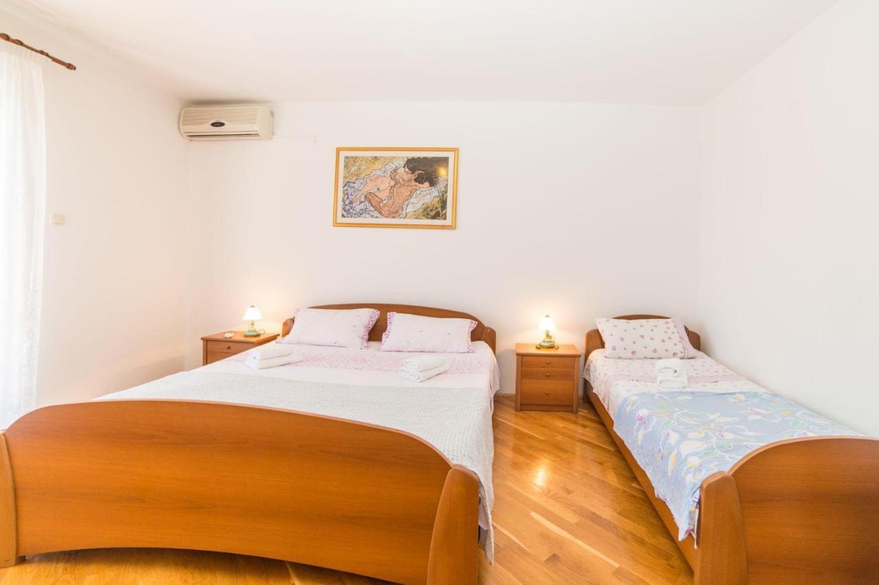 Rooms Glavan 63 Ровінь Екстер'єр фото