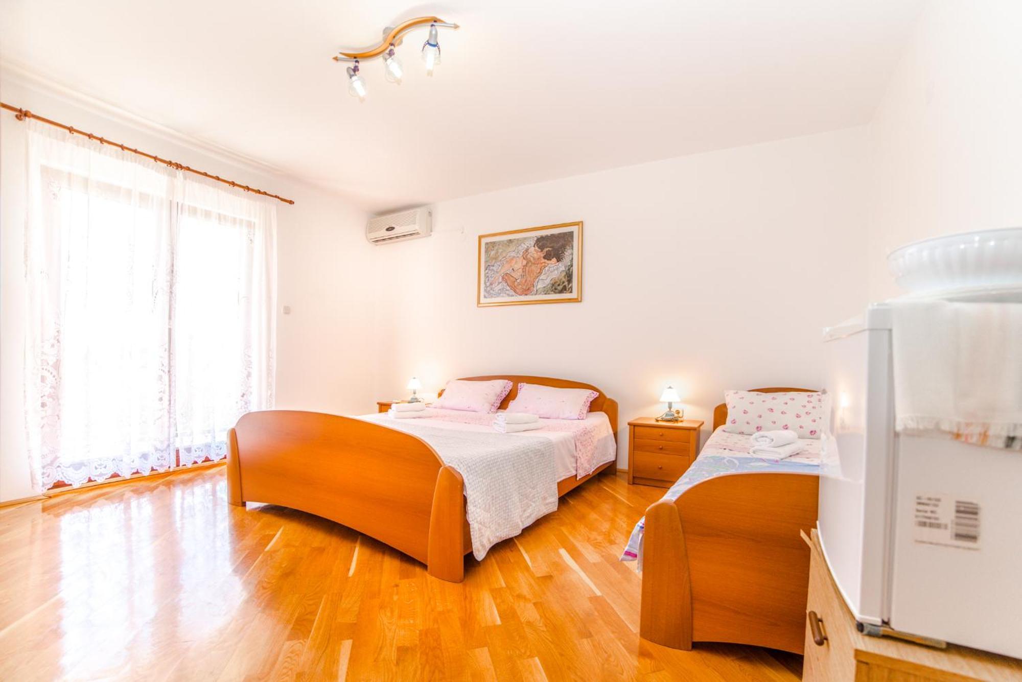 Rooms Glavan 63 Ровінь Екстер'єр фото